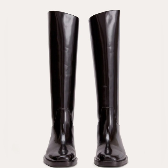 Everlane Leather Riding Boot in Black - Picture 3 of 13